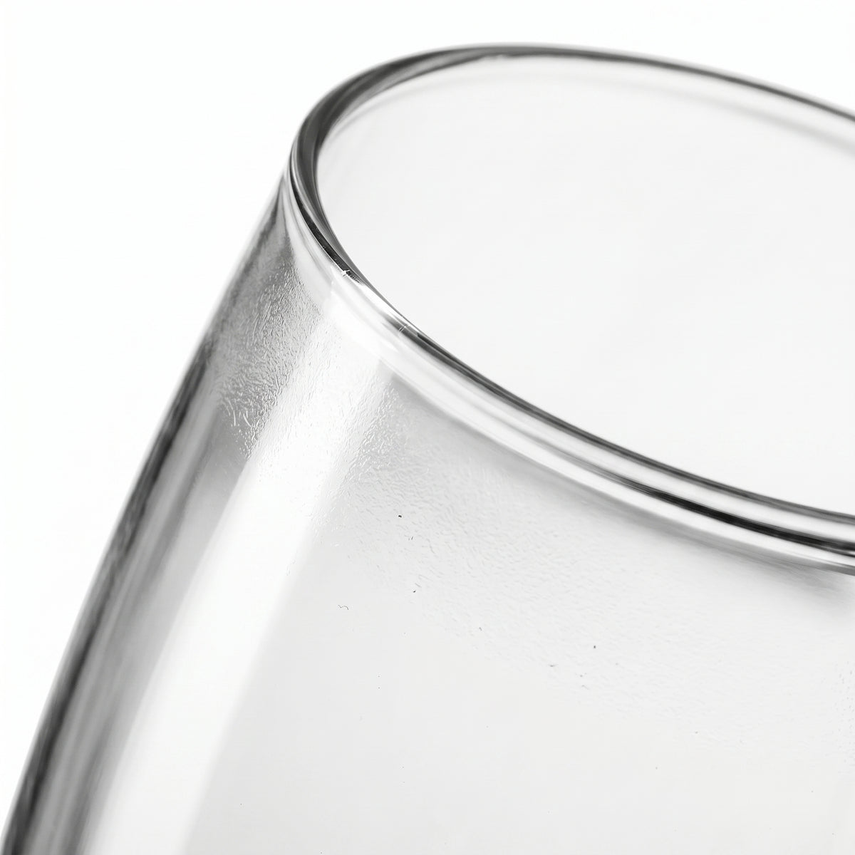 Verres highball dans un décor
