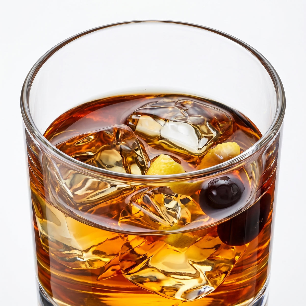 Verres à whisky old fashioned dans un décor