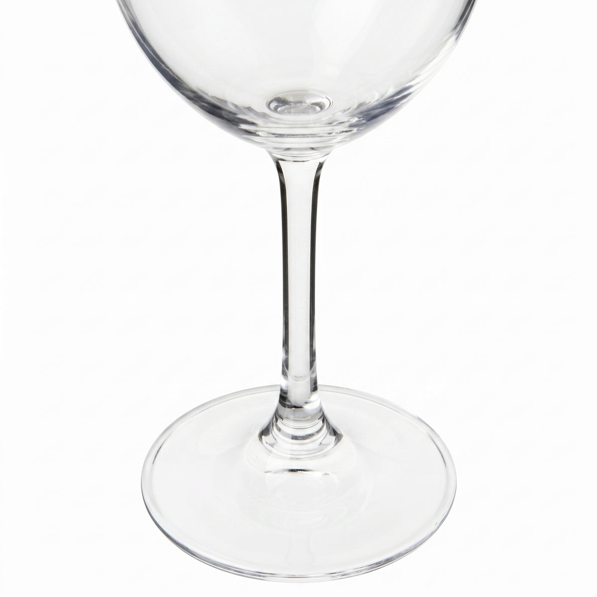 Red Wine Glasses Prestige in a styled setting