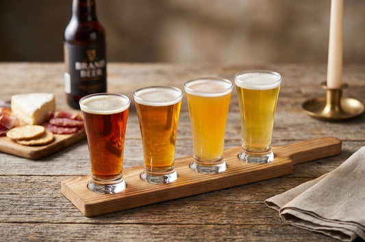 Beer Flight Board with 4 Tasting Glasses, 160 ml (5.4 oz), Acacia Wood, lifestyle