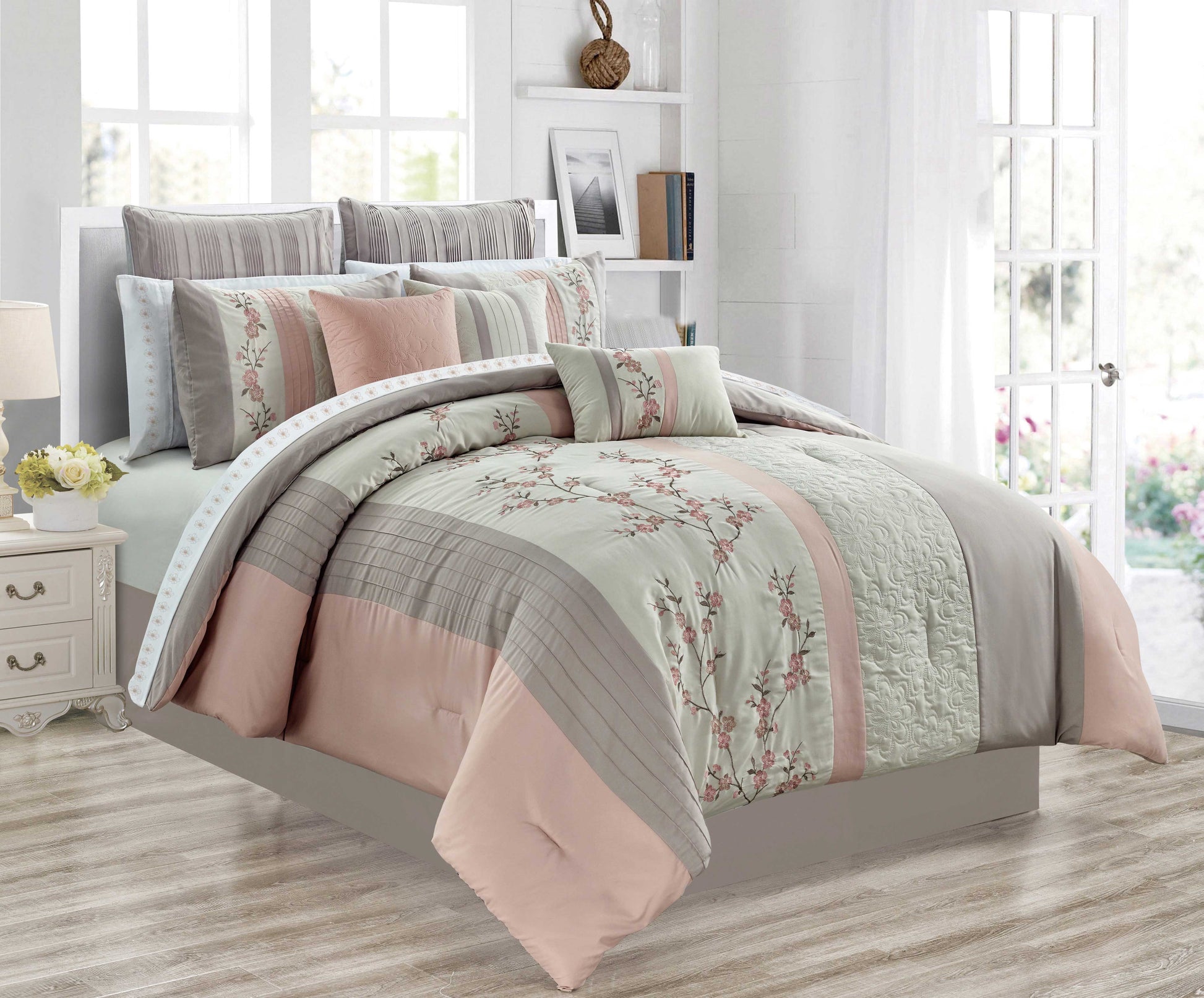 Woven Comforter Bedding Set 7Pcs Queen Celina