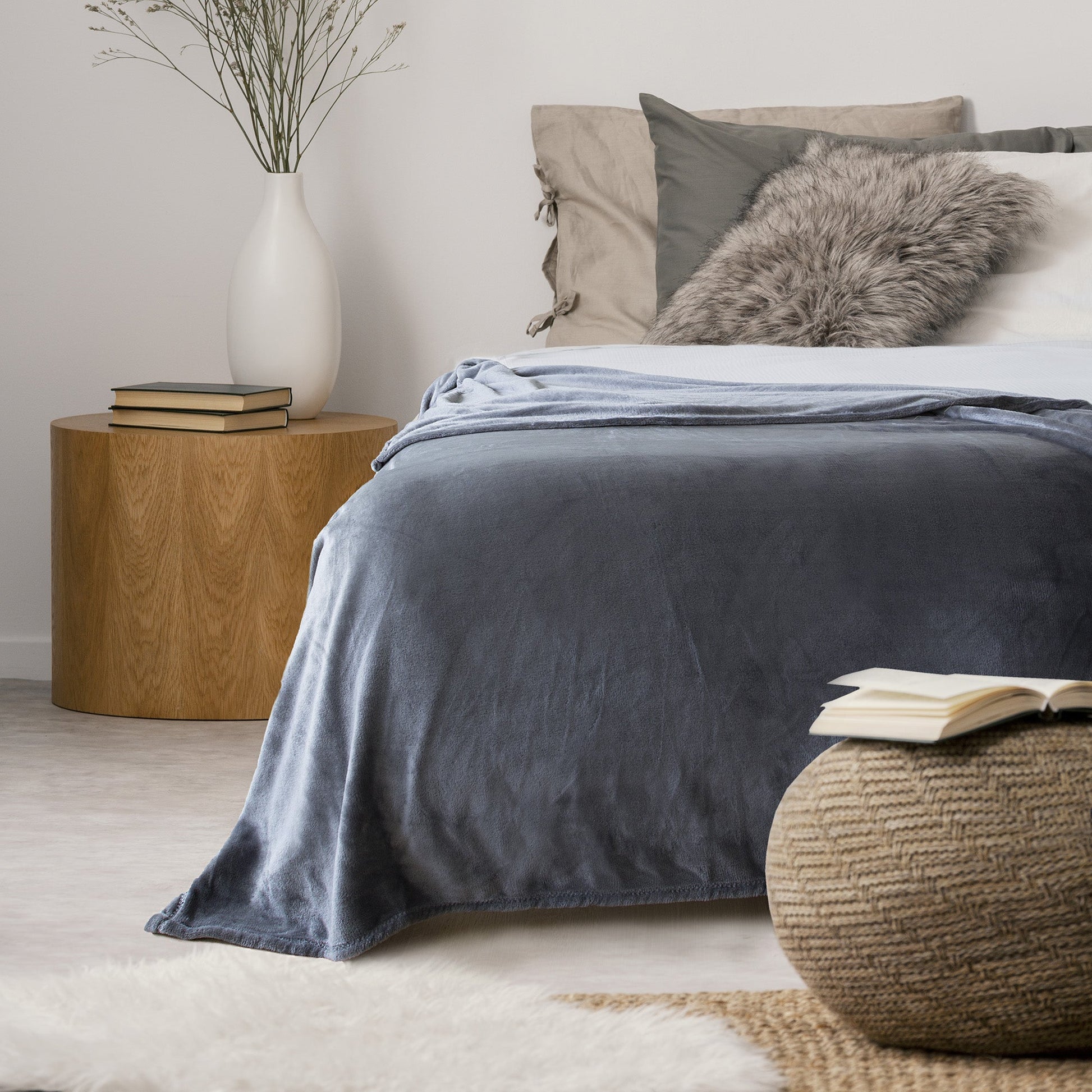 Super Soft Flannel Blanket Throw Home Decor Bedding 60X80 Charcoal - DecoElegance - Blanket Throw Home Bedding