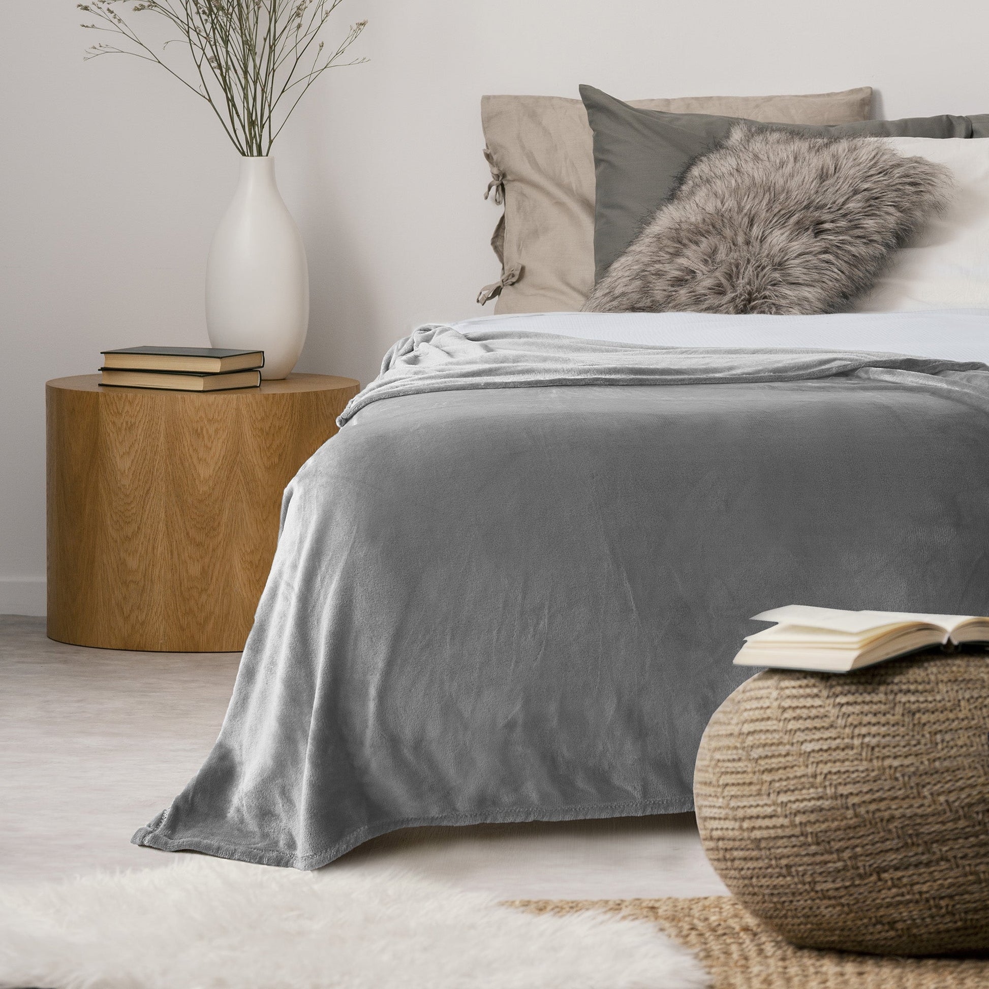 Super Soft Flannel Blanket Throw Home Decor Bedding 60X80 Silver - DecoElegance - Blanket Throw Home Bedding